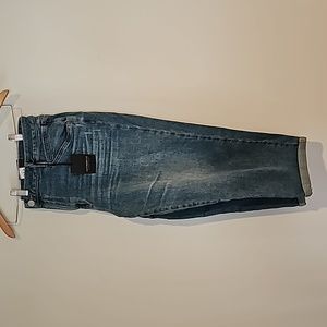 NWT VERA WANG Women's Boyfriend Crop Jeans Size 18